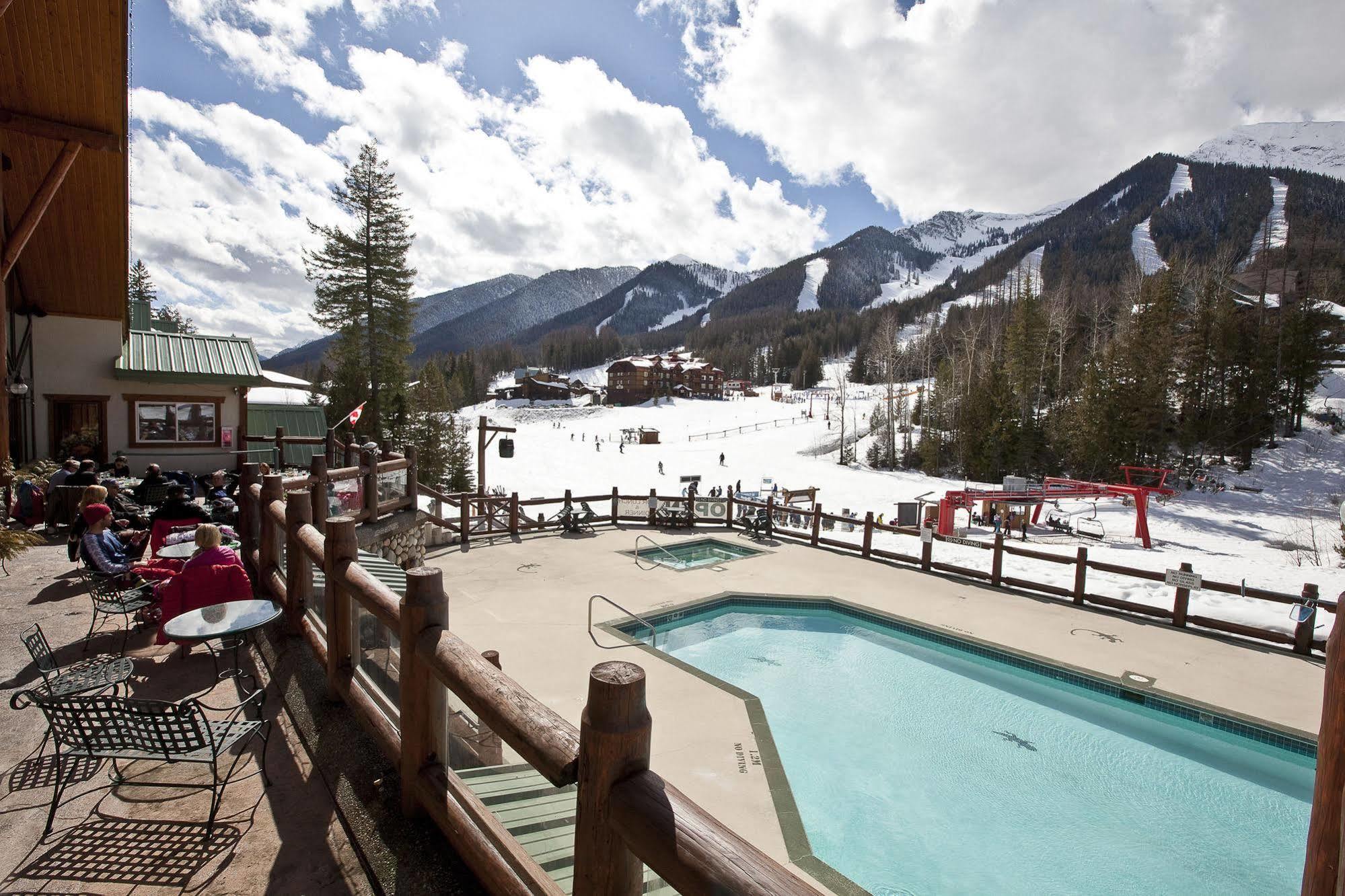 Lizard Creek Lodge Fernie Exterior foto